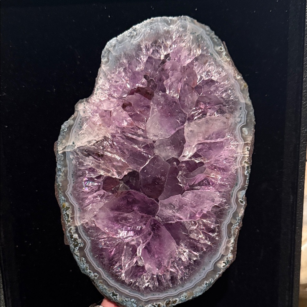 Stunning Purple Amythest Geode Slice - Picture 15 of 16